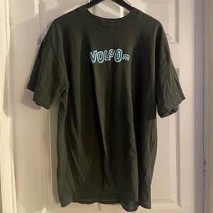 Y2K style Volcom shirt